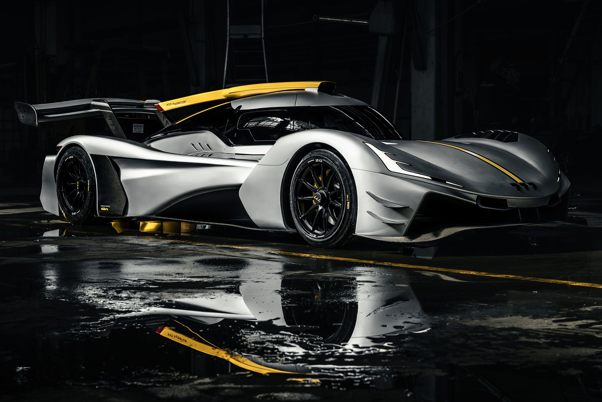 777 Hypercar by Andrea Levy